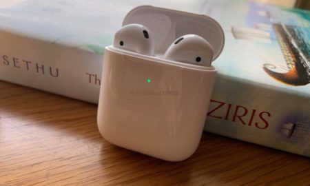 Apple AirPods