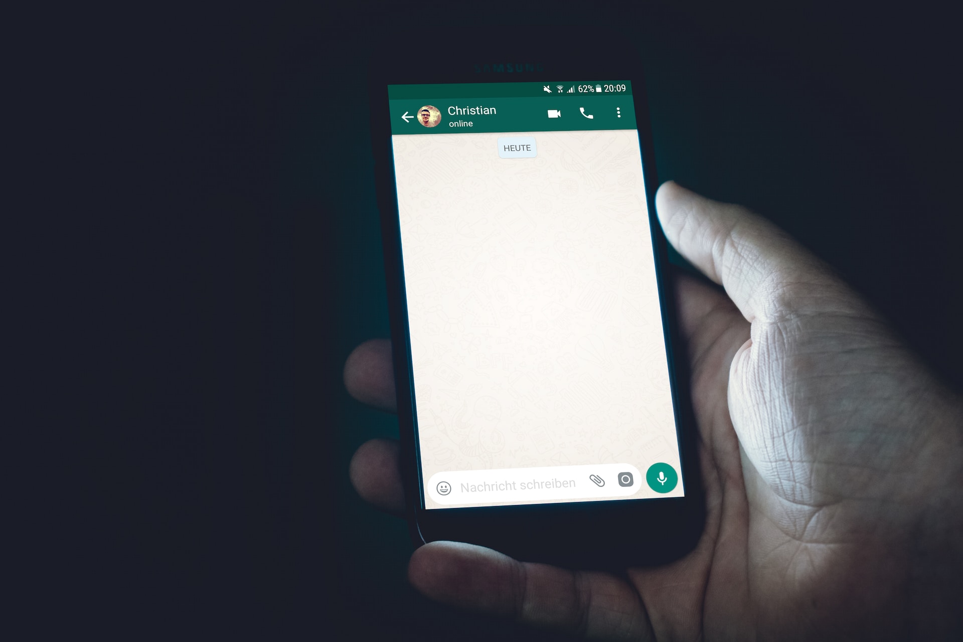 WhatsApp Introduces Editable Messages