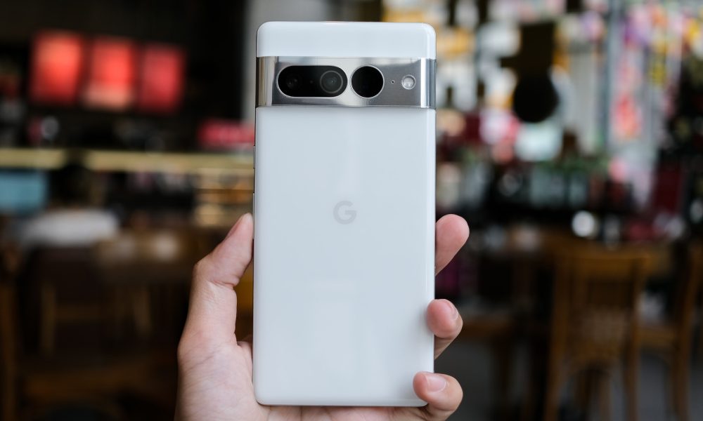 Google Pixel Users Complain of Battery Drain: Pixel 6 and 7 Affected ...