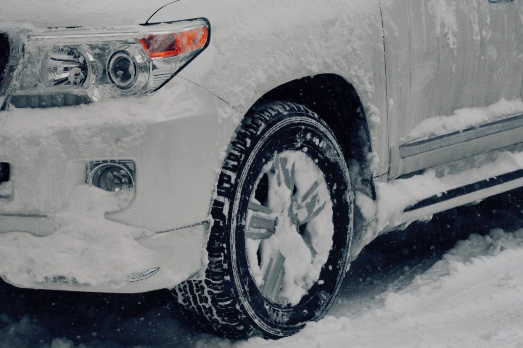 What are the Types of the Winter Tyres?