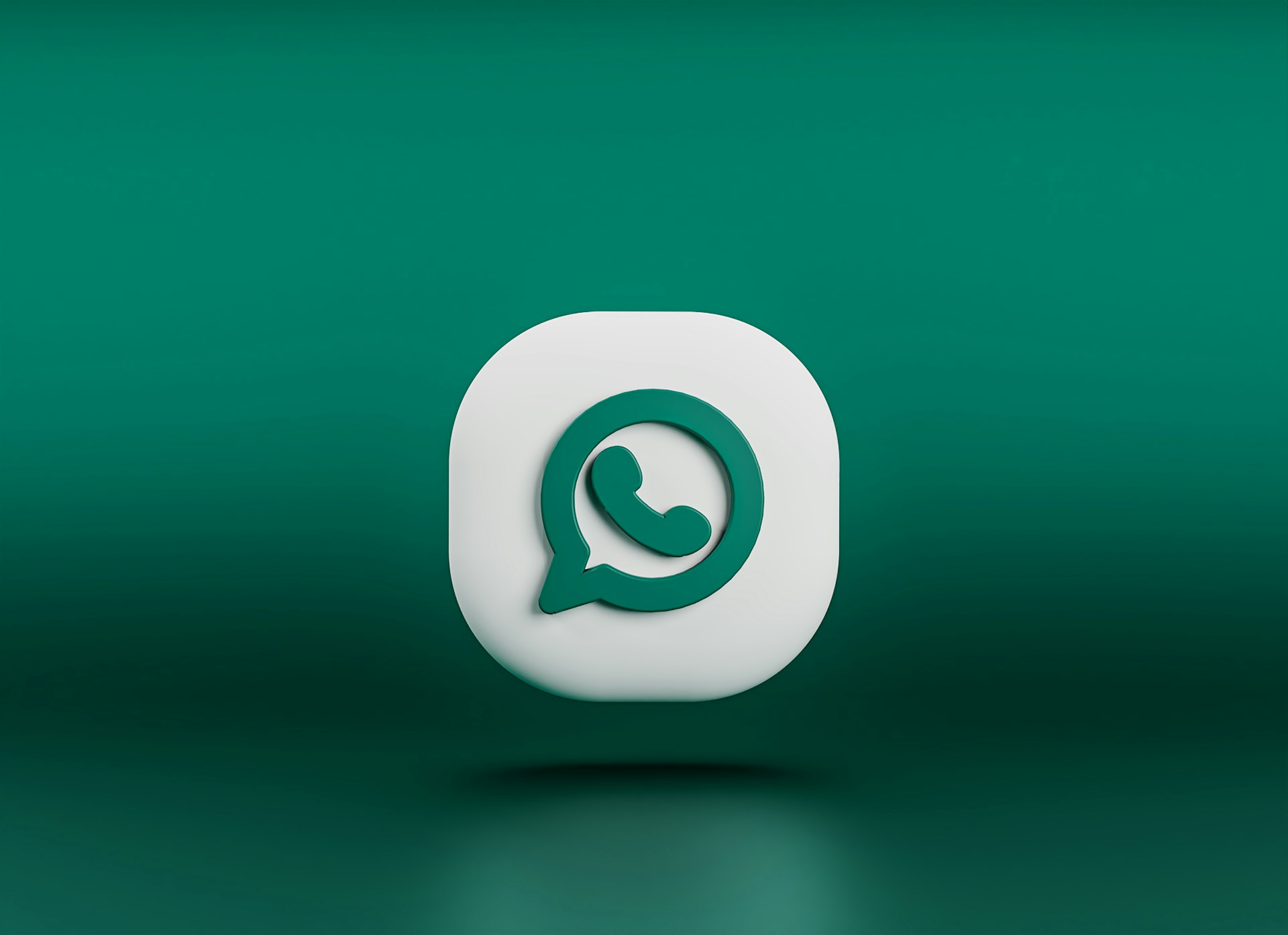 WhatsApp Rolls Out New Colorless Design