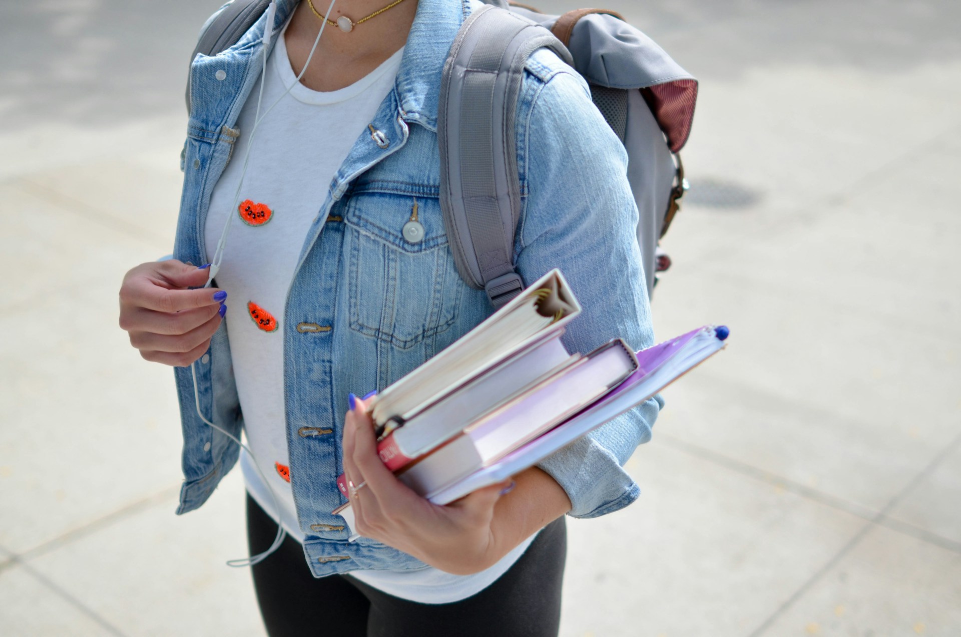 Tips for Managing Money and Seeking Aid for Students